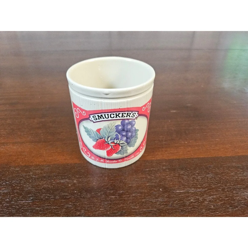 Smucker's Ceramic Crock Small Cream Ribbed Fruit Graphic 31882